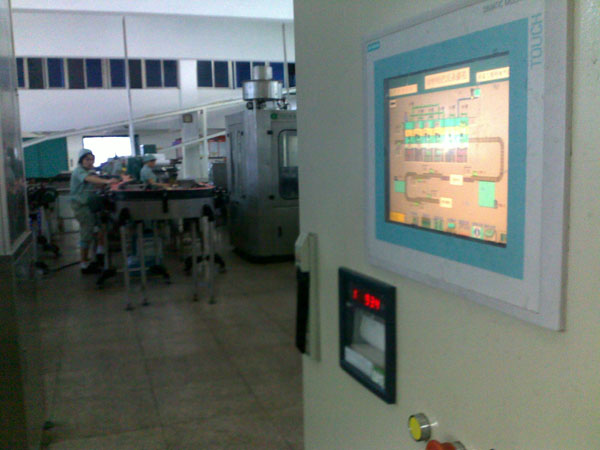 LR系列有紙記錄儀在娃哈哈得到廣泛應用